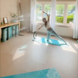 Shanna Janssen bij NewWaves pilates Breukelen