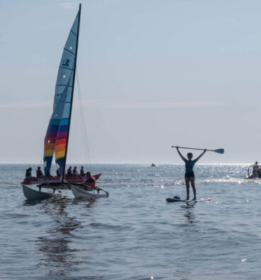 Cathy Sup Yoga NewWaves Lifestyle door www.pictureandstyle.nl SUP en SUP yoga Breukelen Scheendijk Jachthaven van Heusden, De Eerste Aanleg, De Toekomst SUP Clinics SUP Experience